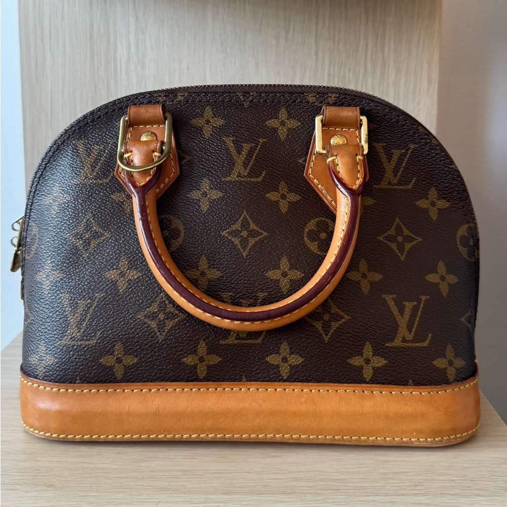 Louis Vuitton Monogram Alma BB